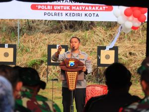 Sambut HUT Bhayangkara, Polisi Kota Kediri Gelar Lomba Menembak