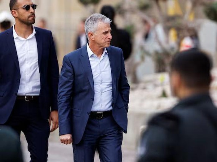 David Barnea, the head of the Israeli Mossad attends an honour guard ceremony for Israels incoming military chief Herzi Halevi at Israels Defence Ministry in Tel Aviv, Israel January 16, 2023. REUTERS/Amir Cohen Purchase Licensing Rights