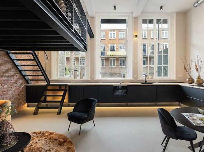 Ketika Desain Interior Gagal Total, Liatnya Bikin Geleng-geleng! Desain interior seharusnya membuat ruangan nyaman dan estetik. Tapi deretan kegagalan ini justru bikin geleng-geleng hingga ngakak karena tak masuk akal!
Request Danang Properti Kamis (26/6/2025).