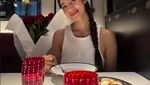 Mewah Banget! 10 Potret Jefri Nichol dan Ameera Khan Kulineran di Milan