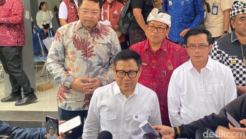 Menko Pemberdayaan Masyarakat Muhaimin Iskandar ketika berkunjung ke Desa Sengkidu, Kecamatan Manggis, Karangasem, Kamis (26/6/2025).