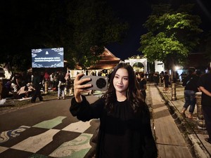 Momen Kirab Malam 1 Sura Mangkunegaran Solo dengan OPPO Find X8 Series