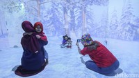 Anak-anak pun tampak menikmati wahana menggambar digital, di mana hasil karya mereka bisa langsung ditampilkan secara real time di layar besar. Aktivitas ini tak hanya memicu kreativitas, tetapi juga memperkenalkan teknologi dengan cara yang menyenangkan.  