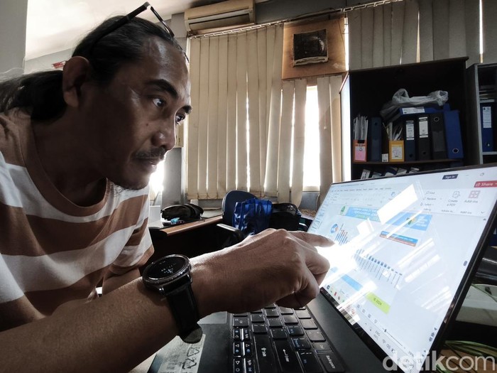 Pengelola Program Komisi Penanggulangan AIDS Provinsi (KPAP) Jawa Barat Landry Kusmono