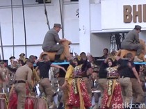 Sisingaan Tutup Rangkaian Retret Gelombang II di IPDN