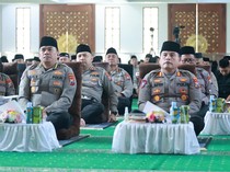 Polda Jatim Gelar Doa dan Zikir Bersama saat HUT Bhayangkara ke-79