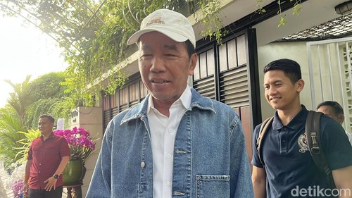 Presiden ke-7, Joko Widodo (Jokowi) antar cucu liburan keluar kota, Kamis (26/6/2025).