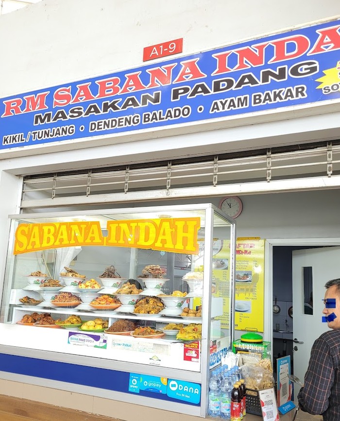 Daftar RM Padang di dalam area pasar