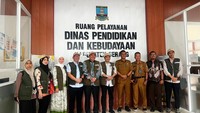 Dinas Pendidikan Kabupaten Serang melalui Sesdisdikbud, E. Kosasih, juga menegaskan bahwa pelaksanaan SPMB di wilayahnya berjalan baik, dengan pengaduan yang menurun drastis dibandingkan tahun sebelumnya. Ia berharap ke depan regulasi SPMB semakin sederhana dan mudah dipahami masyarakat. Foto: Dokumentasi Kemendikdasmen