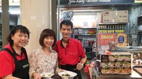 Hampir 40 tahun berdiri, warung mie You Xiang Teochew Noodles di Singapura menutup gerainya pada 23 Oktober 2024. Pemiliknya mengaku sudah tidak muda lagi dan cepat lelah jika bekerja lama. Anak-anaknya juga memilih tidak melanjutkan warung mie bakso ikan ini. Foto: Google Maps/S Lin, Google Maps/Tony Choo