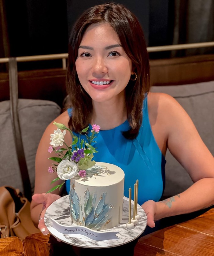 Momen kuliner Aline Adita