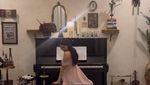 Ini Jadinya Ketika Ariel Tatum Mengecat Dinding Rumah Sendiri