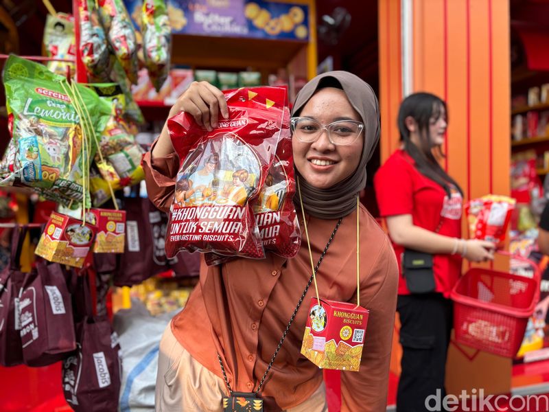 Bawa Uang Rp 100 Ribu, Bisa Borong Paket 'Ciki' di PRJ 2025