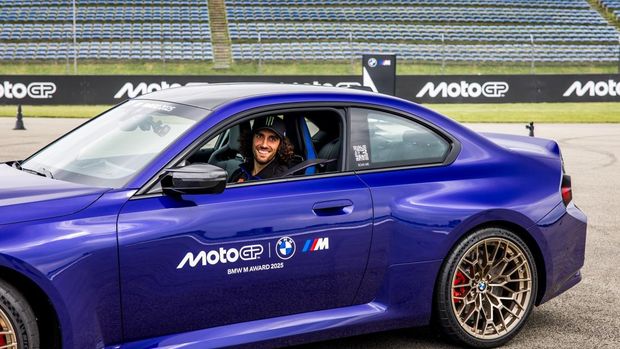 BMW M2 CS untuk juara BMW M Award MotoGP 2025