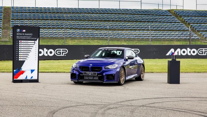 BMW M2 CS untuk juara BMW M Award MotoGP 2025