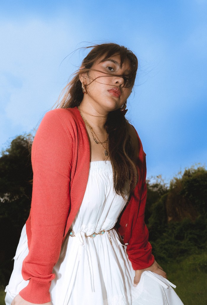 Caecillia Caecillia merilis single terbaru Apa yang Kau Sebut Rumah?