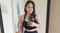 Chef Marinka puas dengan hasilnya karena bagian punggung dan pahanya sudah mengecil. Akhirnya pahaku udah gak ciuman lagi, senang banget sampai mau nangis. Terus back juga gak nyolot lagi, lumayan mindblowing, tulisnya. (Foto: dok Instagram rinrinmarinka)