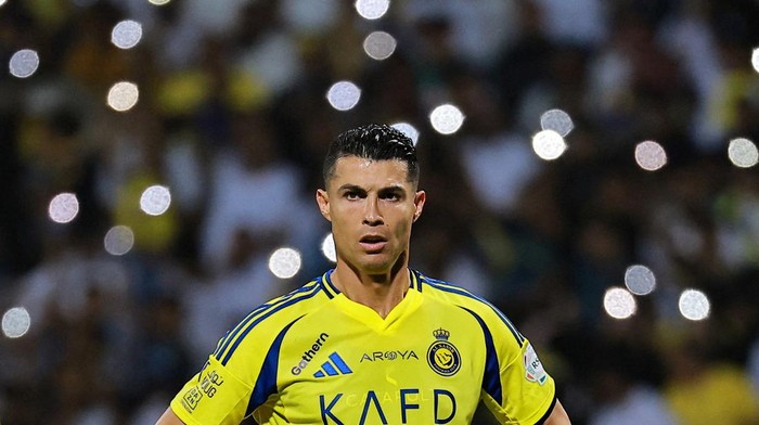 FILE PHOTO: Soccer Football - Saudi Pro League - Al Wehda v Al Nassr - King Abdul Aziz Stadium, Mecca, Saudi Arabia - February 25, 2025  Al Nassrs Cristiano Ronaldo reacts REUTERS/Stringer/File Photo