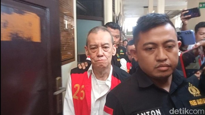 Fariz RM saat menjalani sidang di Pengadilan Negeri Jakarta Selatan.