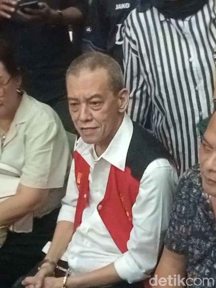 Fariz RM saat menjalani sidang di Pengadilan Negeri Jakarta Selatan.