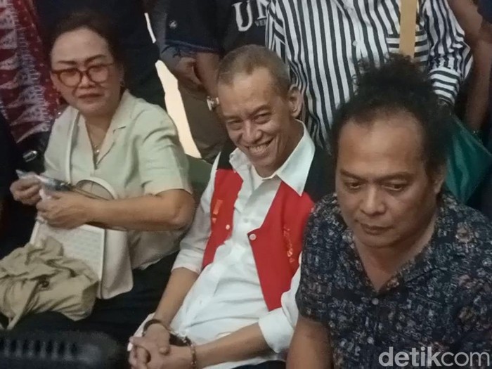 Fariz RM saat menjalani sidang di Pengadilan Negeri Jakarta Selatan.