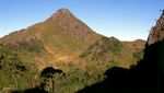 10 Gunung di Asia Tenggara dengan Pemandangan Paling Menakjubkan