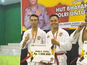 2 Atlet Polres Batu Raih Juara Kompetisi Bela Diri Kapolda Jatim Cup 2025