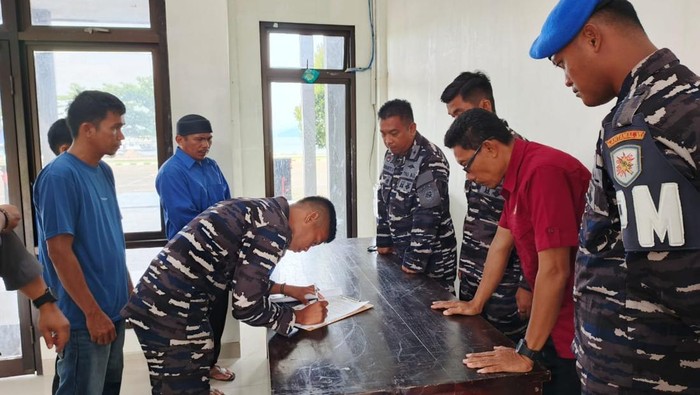 Kasus oknum TNI AL tampar pacar adiknya di Mamuju berakhir damai.