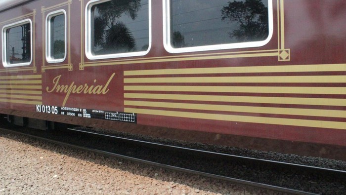 Kereta Wisata Imperial