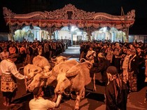 Kirab Malam Satu Sura di Keraton Kasunanan Solo