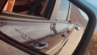 Dia juga pernah membagikan momen road trip dengan foto estetik. Bisa nih deretan liburannya jadi inspirasi traveler.