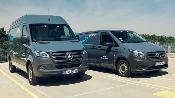 Mercedes-Benz eSprinter dan eVito digunakan oleh Amazon untuk mobil paketnya.