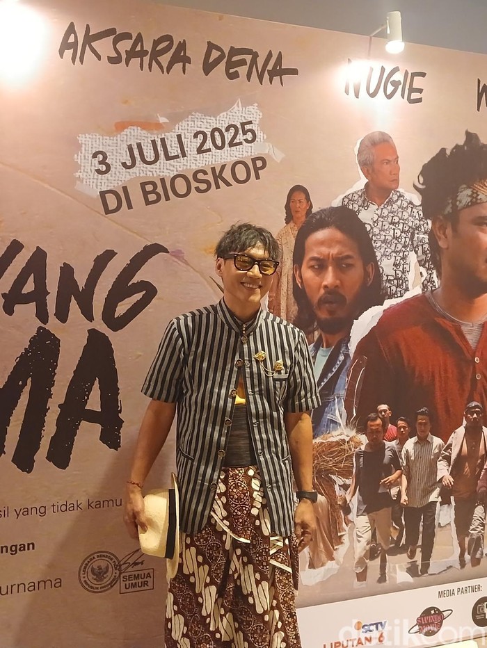 Nugie Nugie membintangi film Seribu Bayang Purnama.