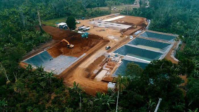 Pembangunan energi bersih ini diresmikan oleh Presiden Prabowo Subianto bersamaan dengan Pembangunan dan Pengoperasian Energi Terbarukan di 15 Provinsi dan Peningkatan  Produksi Minyak  30 Ribu Barel Blok Cepu, Kamis (26/6).