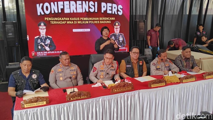 Polisi beberkan hasil perkembangan kasus penembakan WN Australia di Polres Badung, Bali, Kamis (26/6/2025).