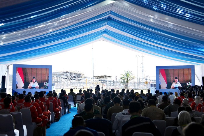 Presiden Prabowo Subianto meresmikan pengoperasian peningkatan produksi minyak sebesar 30 ribu barel per hari dari Blok Cepu.