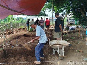 Temuan Bata Kuno di Situs Balekambang Diduga Peninggalan Hindu-Buddha