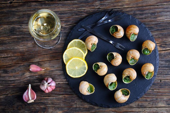 Doyan Makanan Pedas atau Manis? Ini Gambaran Kepribadiannya