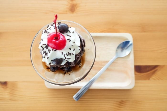 Doyan Makanan Pedas atau Manis? Ini Gambaran Kepribadiannya