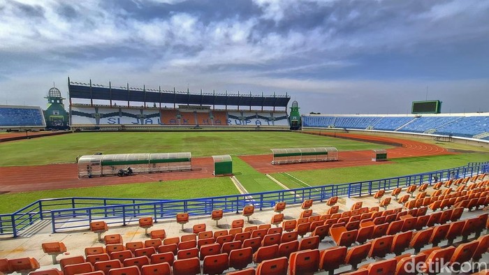Stadion Si Jalak Harupat.