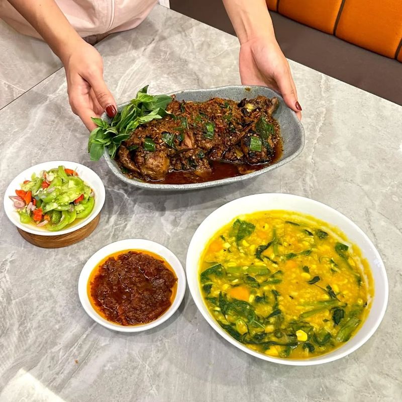 Tempat kuliner enak di Jalan Blora, Dukuh Atas