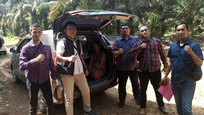 Tersangka AG yang mencabuli dua anak di bawah umur ditangkap polisi