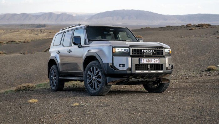 Toyota Land Cruiser Hybrid 48V meluncur di Eropa