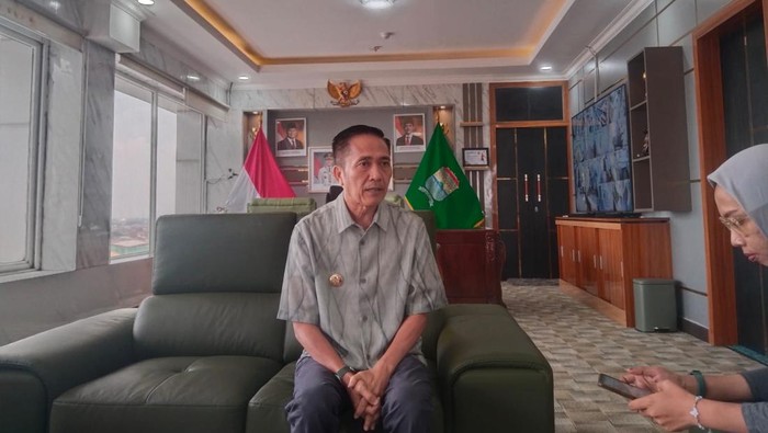 Walkot Palembang Ratu Dewa.