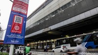 Jalanan yang ditutup antara lain Jl Medan Merdeka Barat, Jl MH Thamrin, sebagian Jl Imam Bonjol, Jl Rasuna Said, sebagian Jl Mampang Prapatan, Jl Sudirman, Jl Dr Satrio, Jl Pattimura, sebagian Jl Prapanca Raya, Jl Sisingamangaraja, dan sebagian Jl Gatot Subroto.
