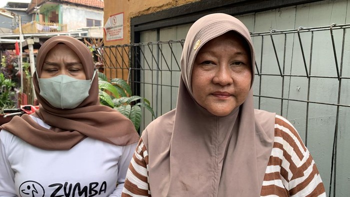 Ana Susana salah satu warga Kwitang, Jakpus korban kebakaran saat ditemui di lokasi, Sabtu (28/6/2025)