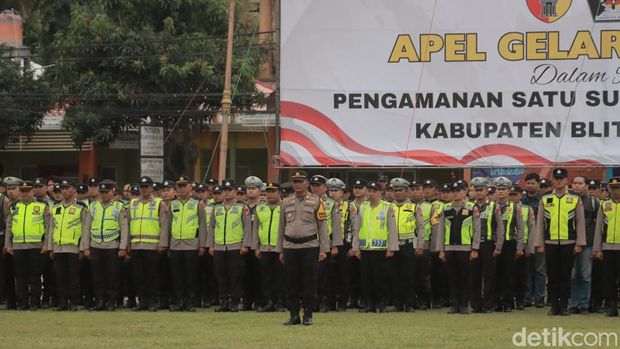 Apel Gelar Pasukan Polres Blitar Jelang Pengesahan Pesilat di Blitar