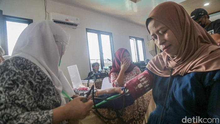 Ikatan Bidan Indonesia (IBI) melakukan skrining anemia terhadap ratusan ribu ibu hamil-menyusui dan anak, di Jakarta, Jumat (27/6). Hal ini dilakukan untuk menekan kasus anemia di Indonesia.