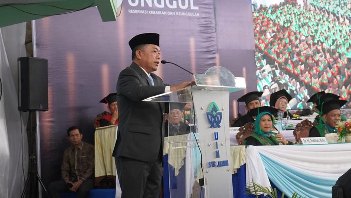 Gubernur Jambi Al Haris