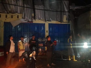 Belasan Rumah di Gringsing Batang Rusak gegara Angin Kencang